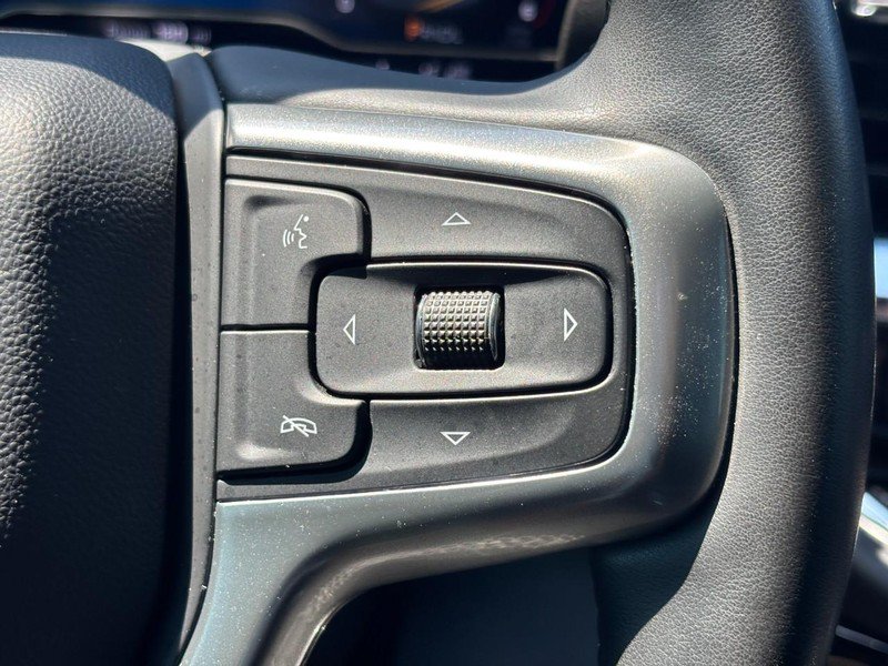 Used 2024 Chevrolet Silverado 2500 LT AWD/4WD image 19