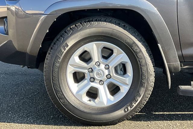 Used 2022 Toyota 4Runner SR5 image 36