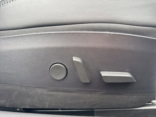 Used 2019 Tesla Model 3 Long Range image 17