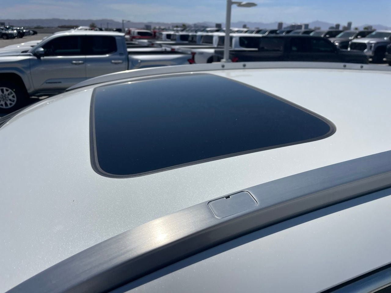 Used 2019 Honda CR-V Touring image 4