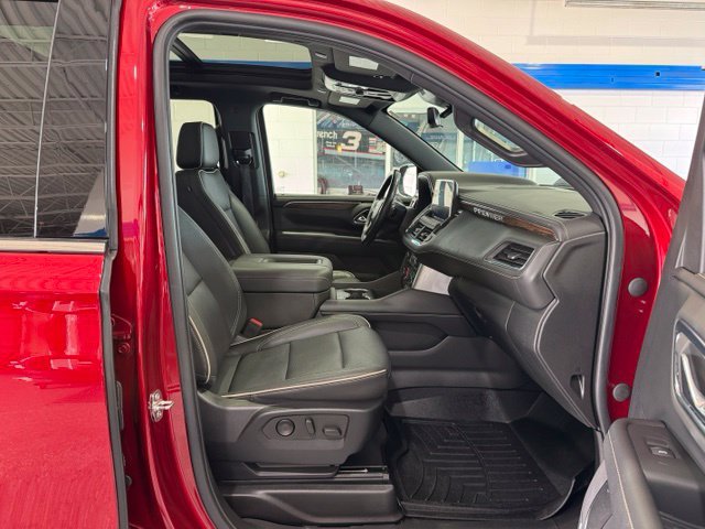 Used 2023 Chevrolet Tahoe Premier AWD/4WD image 17