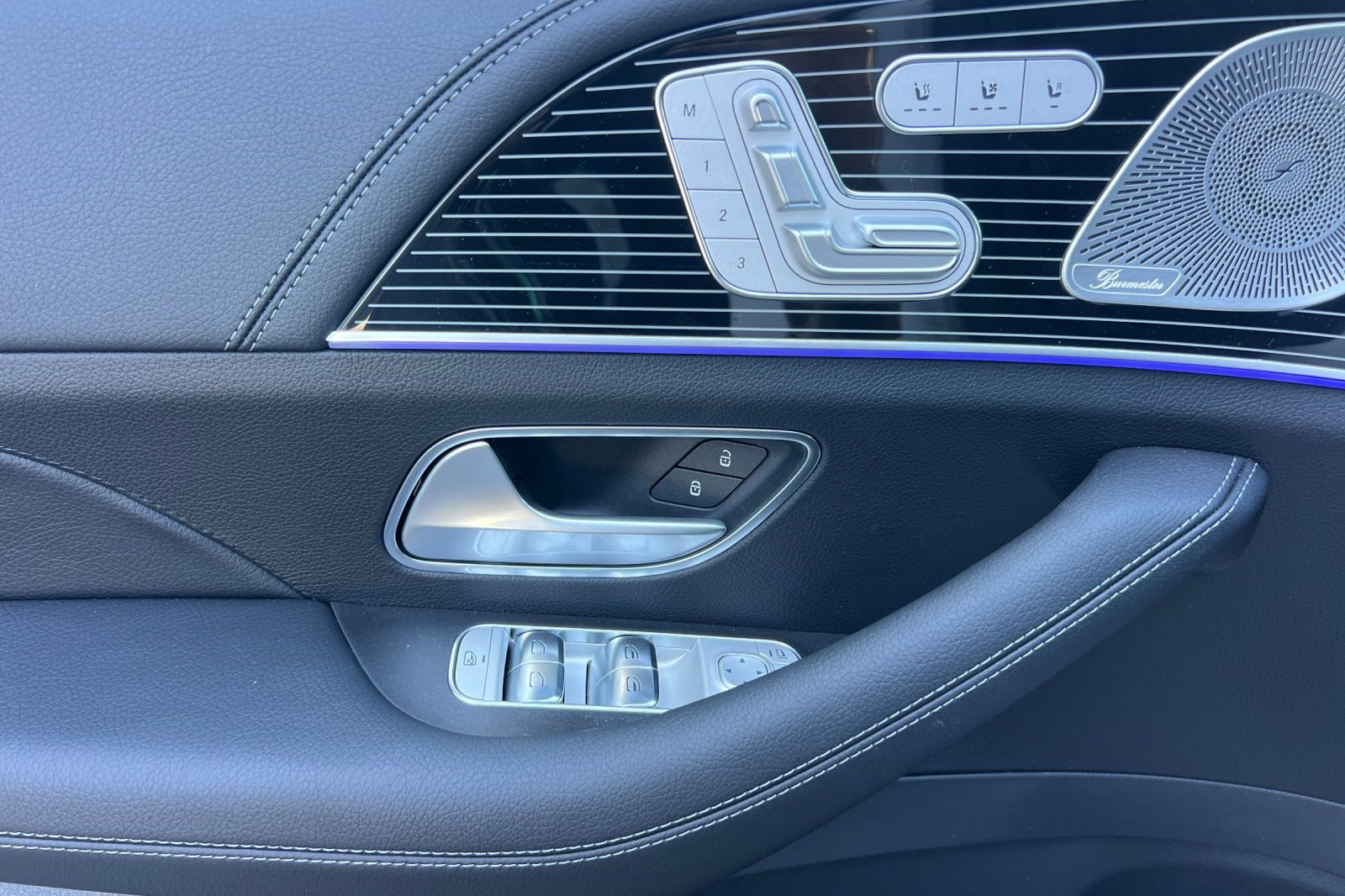New 2026 Mercedes-Benz GLS 580 4MATIC image 13