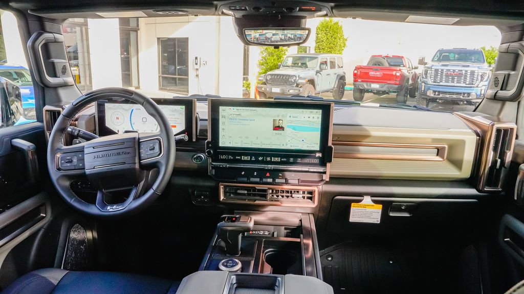 Used 2025 GMC Hummer EV 2X image 13