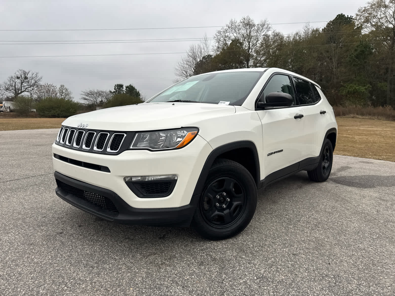 Used 2020 Jeep Compass Sport image 2