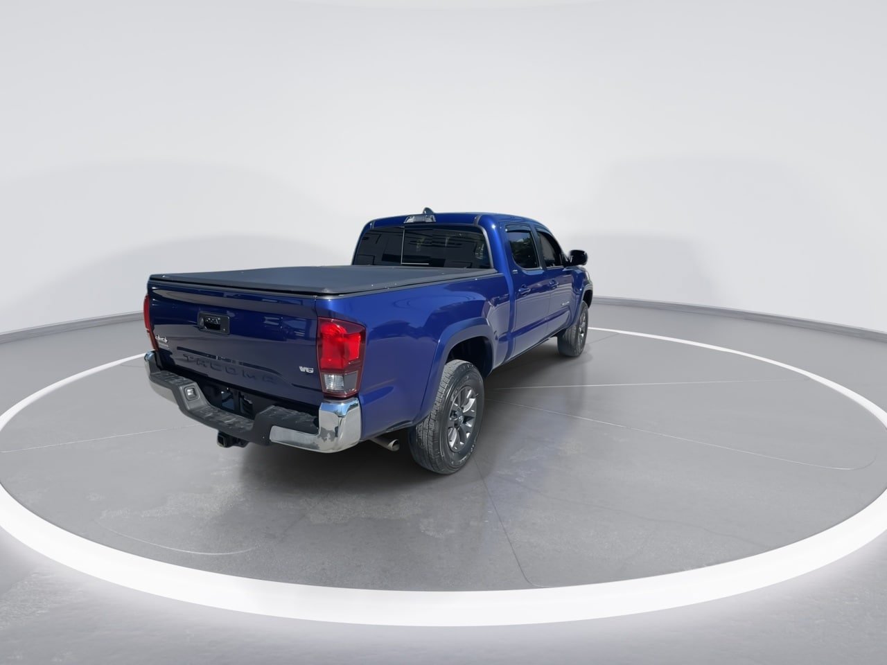 Used 2023 Toyota Tacoma SR5 AWD/4WD image 18