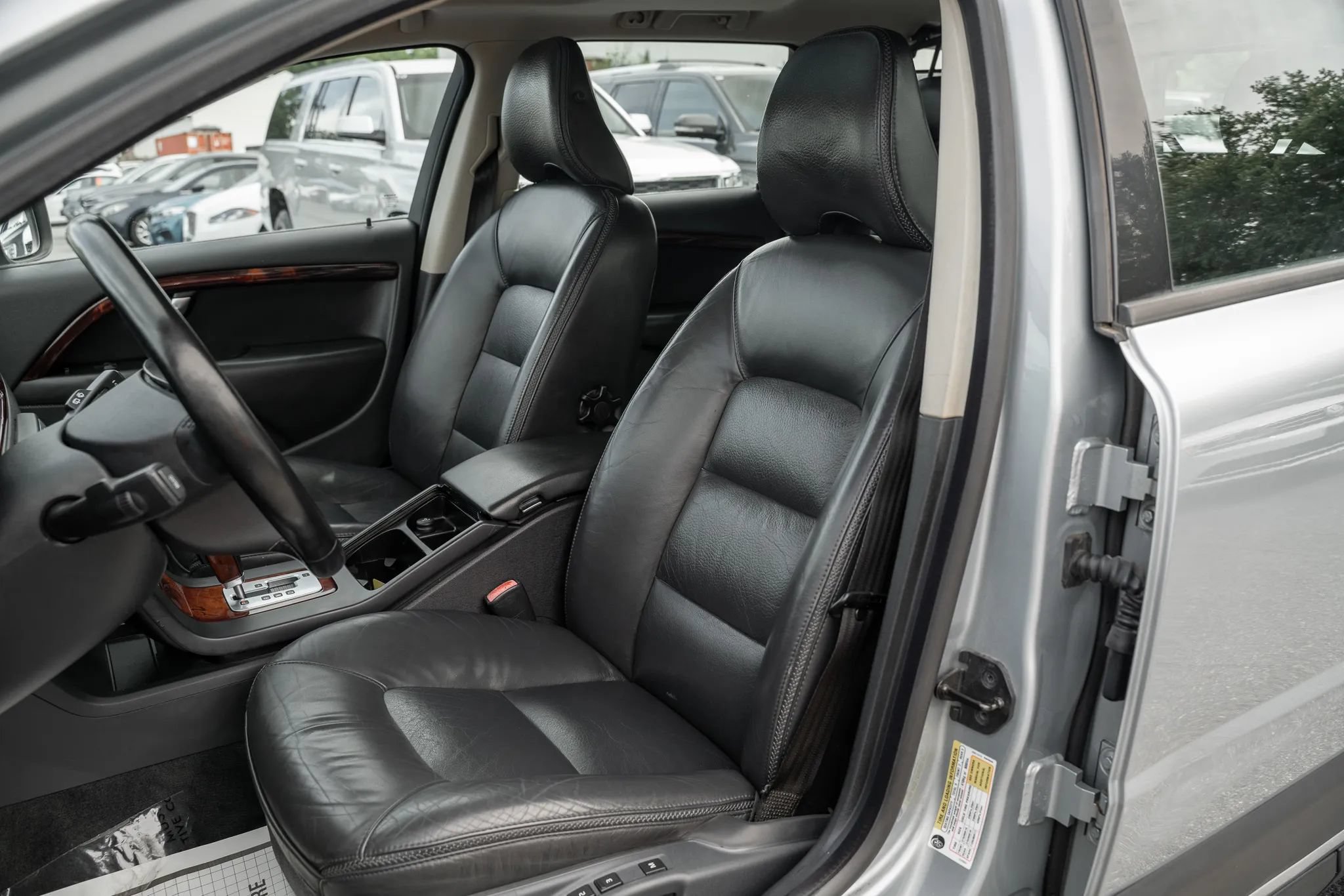 Used 2008 Volvo XC70 3.2 AWD/4WD image 8