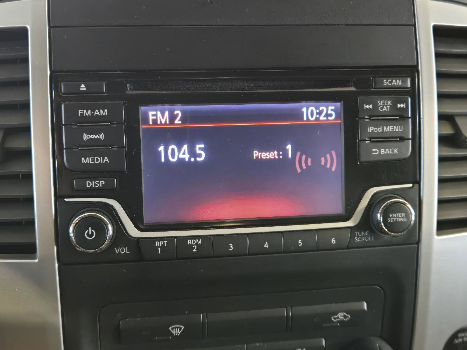 Used 2018 Nissan Frontier SV AWD/4WD image 23