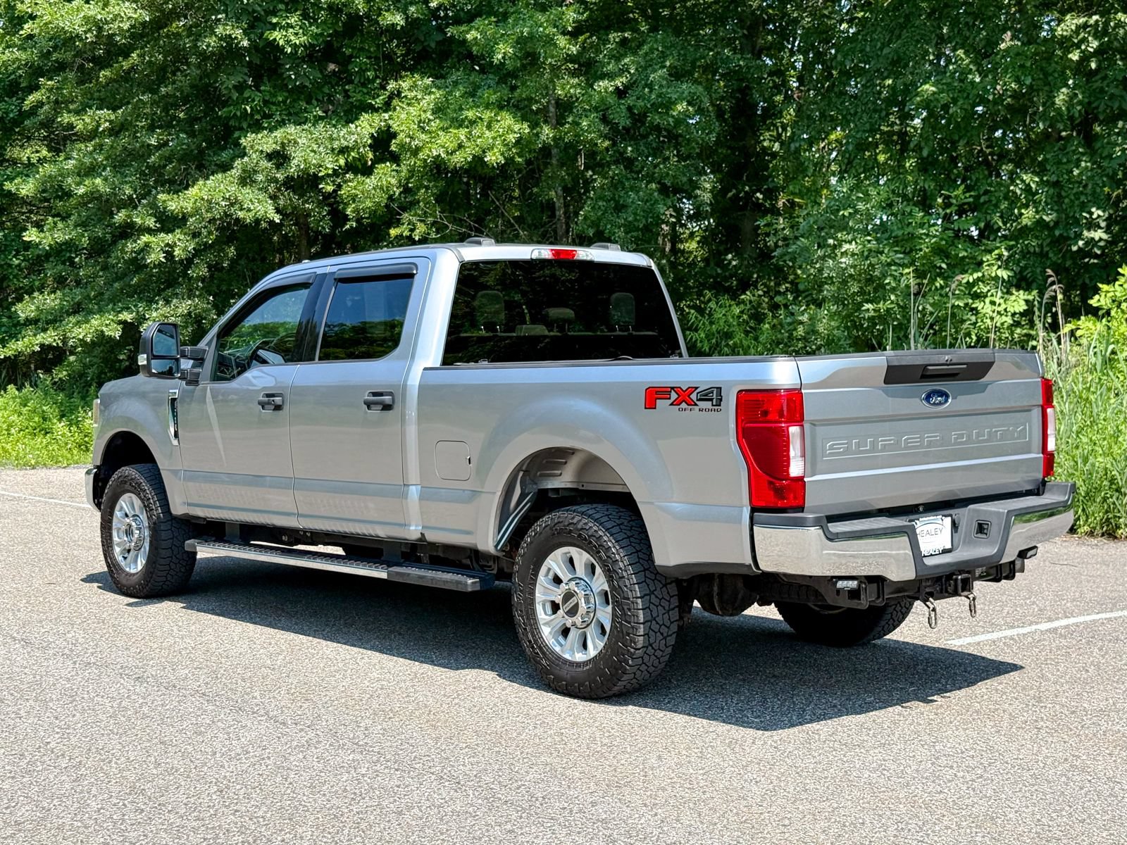 Certified 2020 Ford F250 XLT w/ FX4 Off-Road Package AWD/4WD image 4