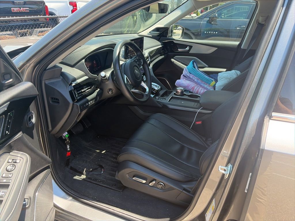 Used 2025 Acura MDX SH-AWD w/ Technology Package image 11