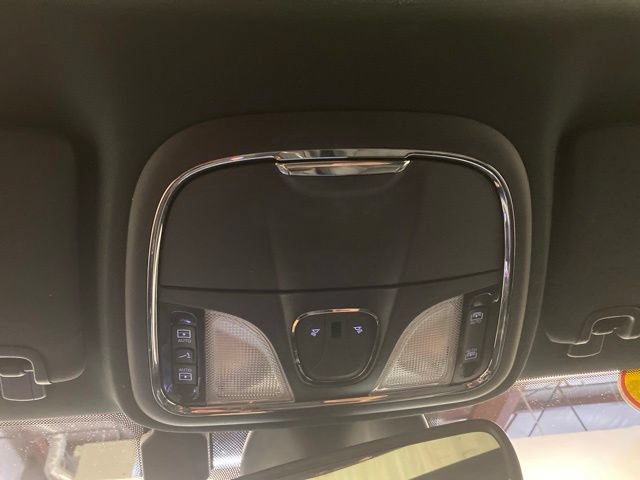 Used 2021 Jeep Cherokee High Altitude AWD/4WD image 15