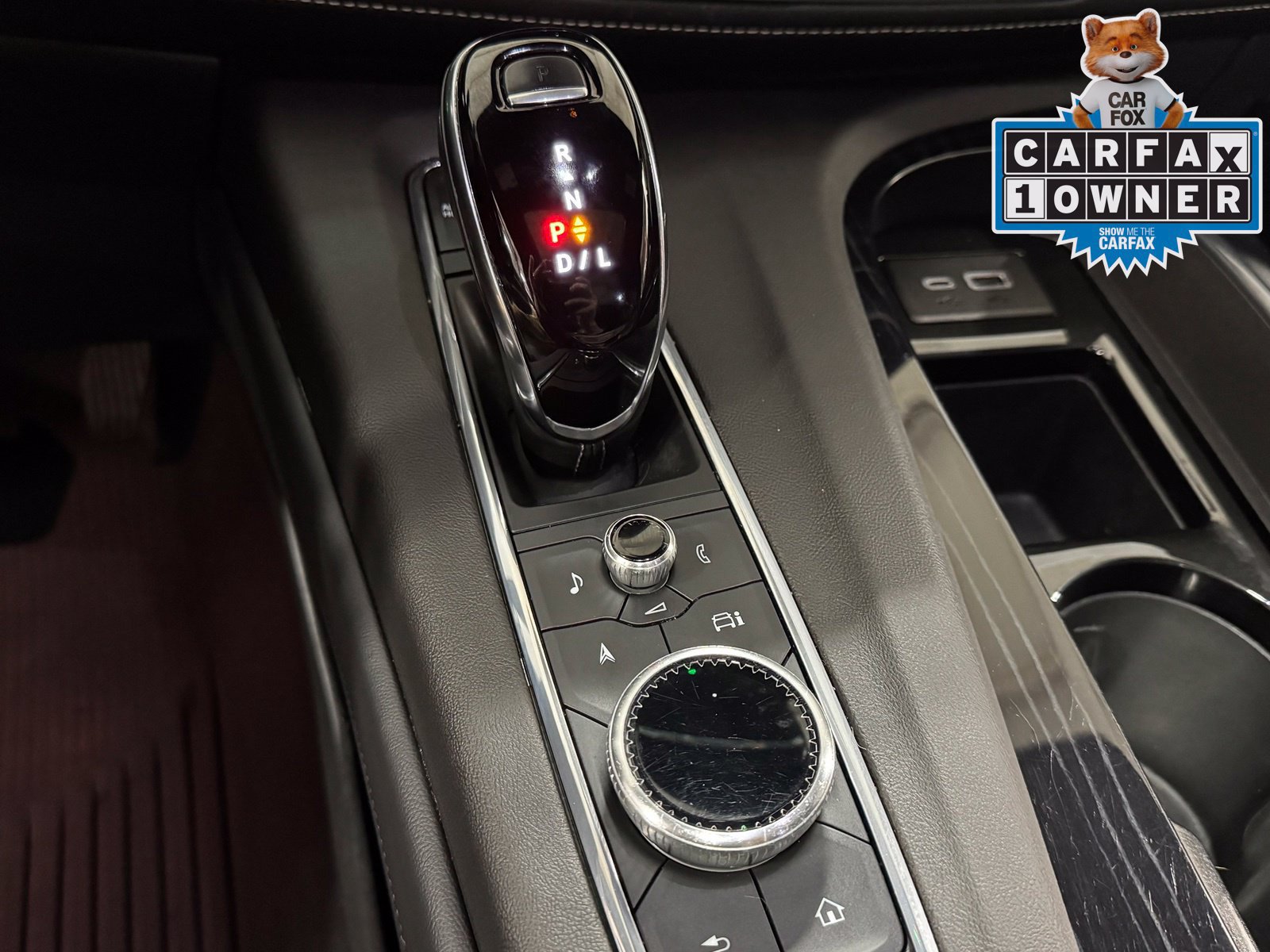 Used 2023 Cadillac Escalade Sport w/ LPO, ONYX Package AWD/4WD image 26
