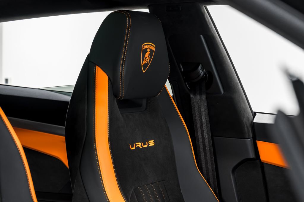 Used 2023 Lamborghini Urus S image 40