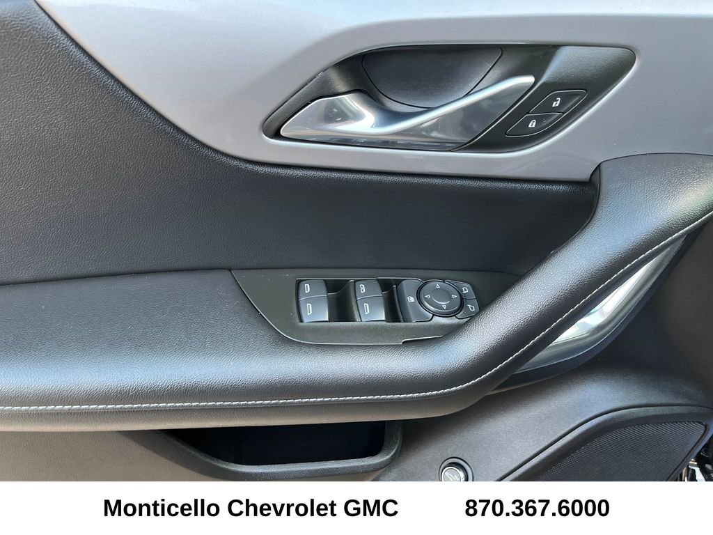 Used 2024 Chevrolet Blazer LT w/ Convenience Package image 11