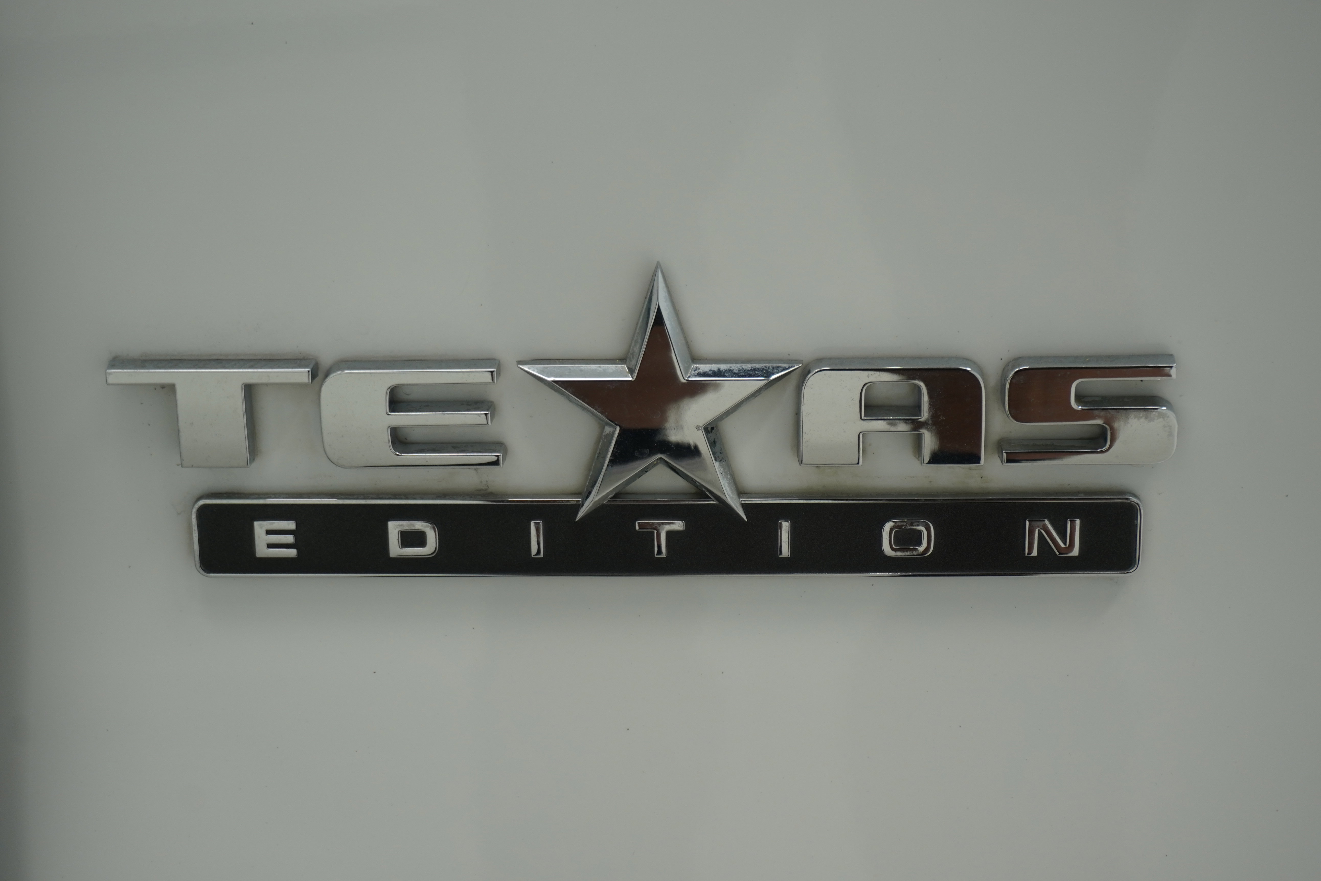 Used 2018 Chevrolet Silverado 1500 LTZ w/ Texas Edition AWD/4WD image 7