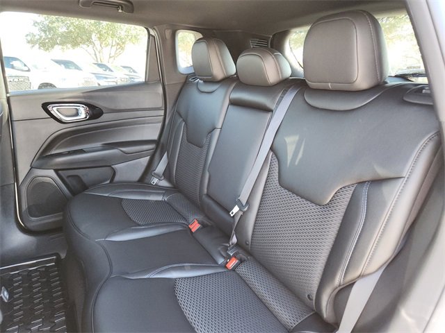 New 2026 Jeep Compass Latitude image 14