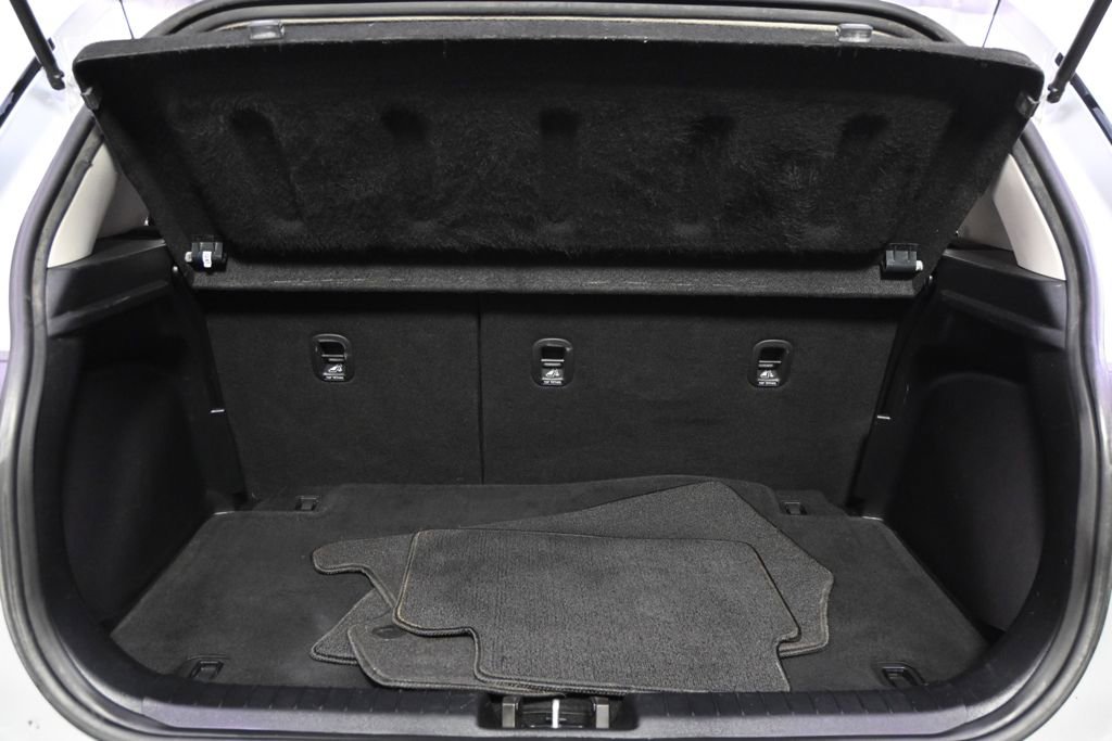 Used 2021 Hyundai Venue SE image 19