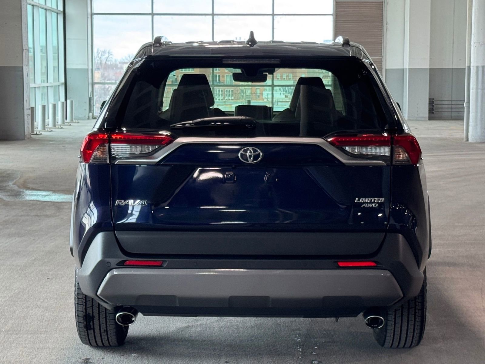 Used 2021 Toyota RAV4 Limited w/ Limited Grade Weather Package AWD/4WD image 8