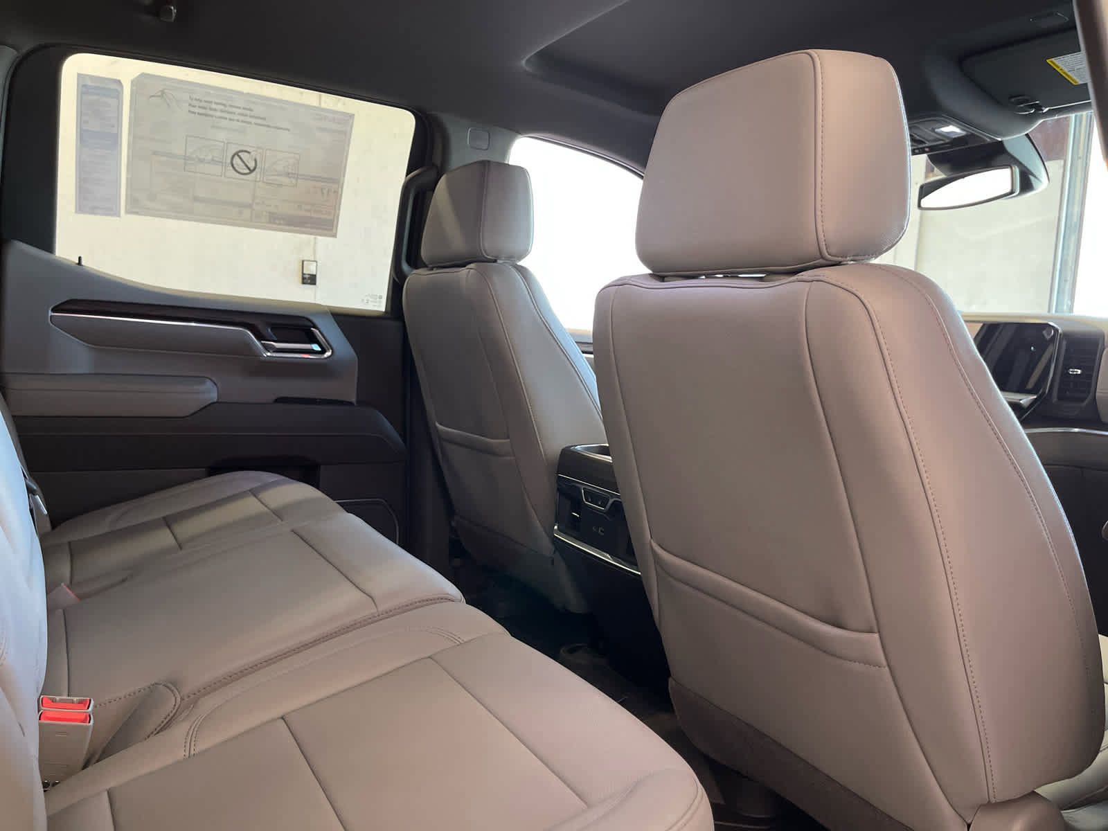 New 2026 GMC Sierra 1500 SLT w/ SLT Premium Plus Package image 34