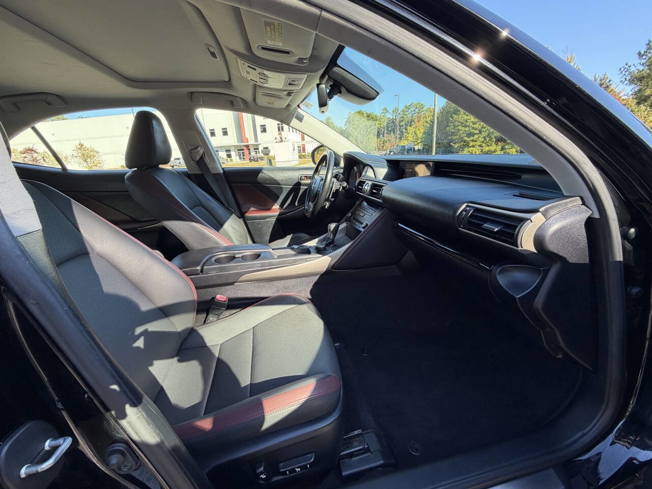 Used 2018 Lexus IS 300 image 15