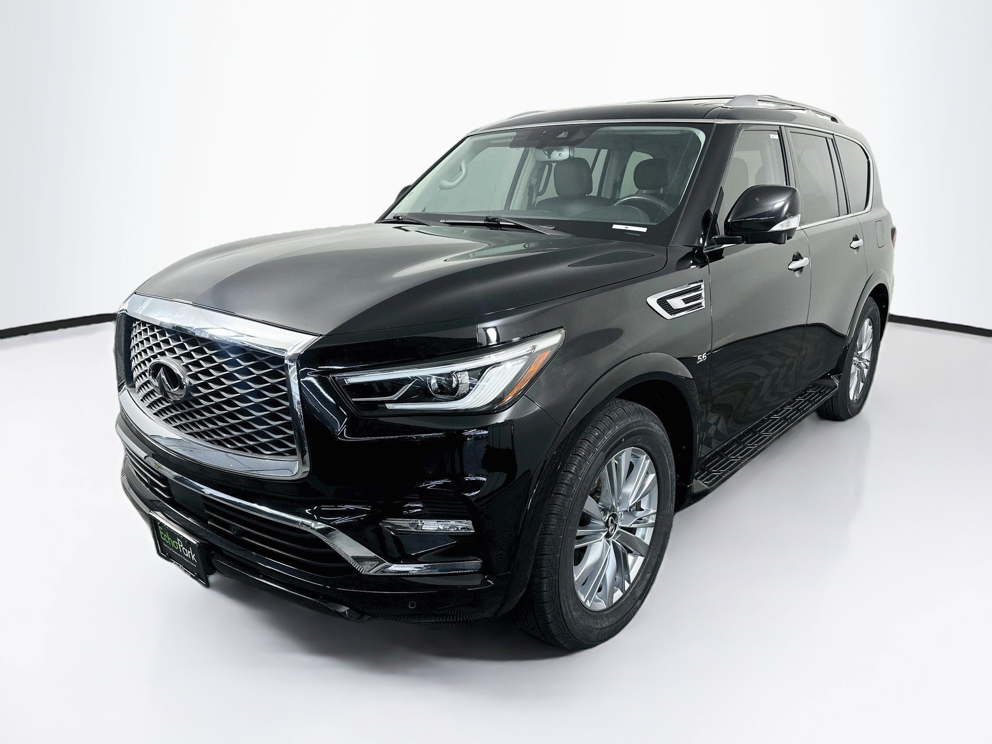 Used 2019 INFINITI QX80 Luxe w/ Proassist Package RWD image 3