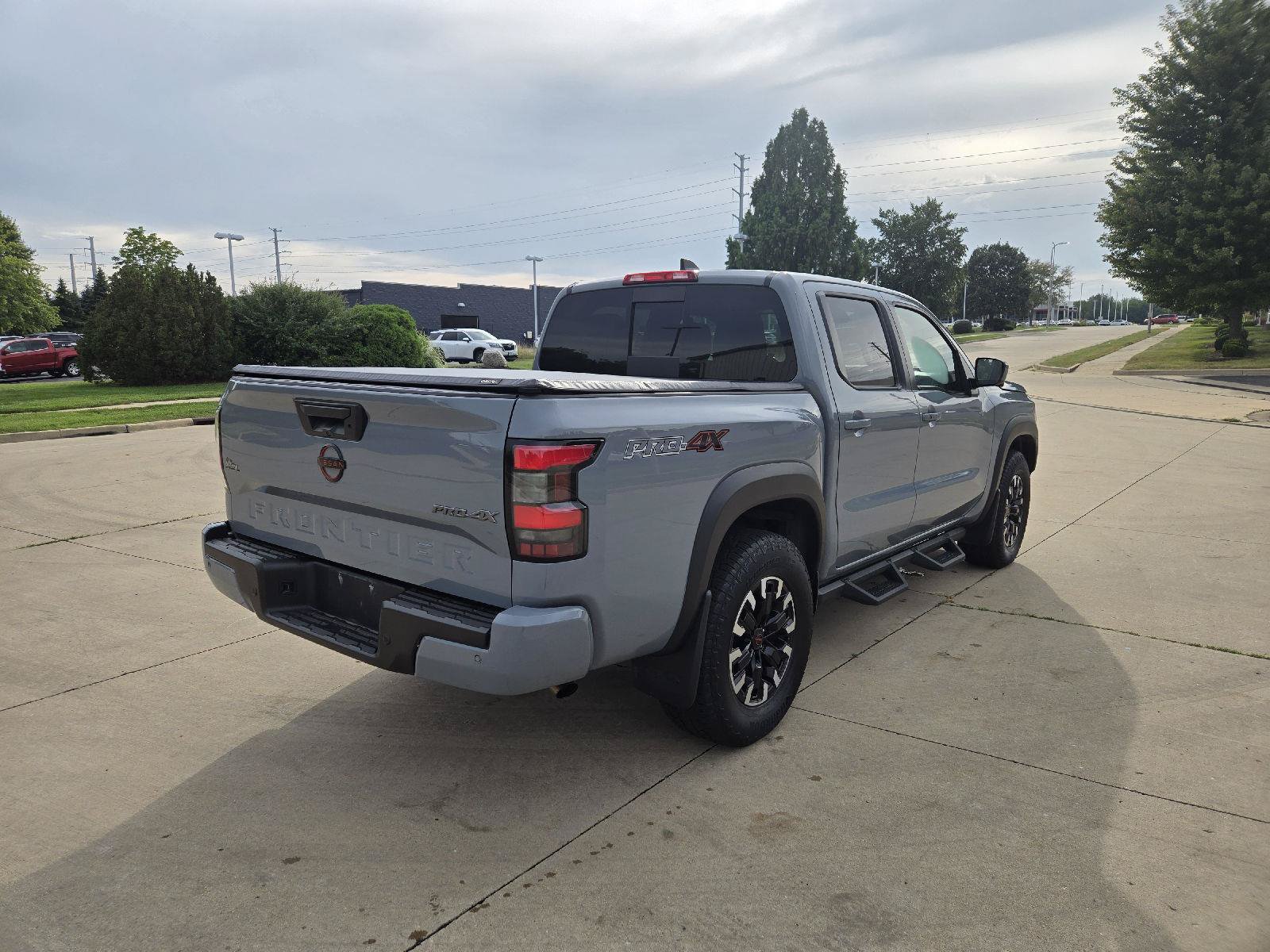 Used 2023 Nissan Frontier PRO-4X w/ Pro Convenience Package AWD/4WD image 3