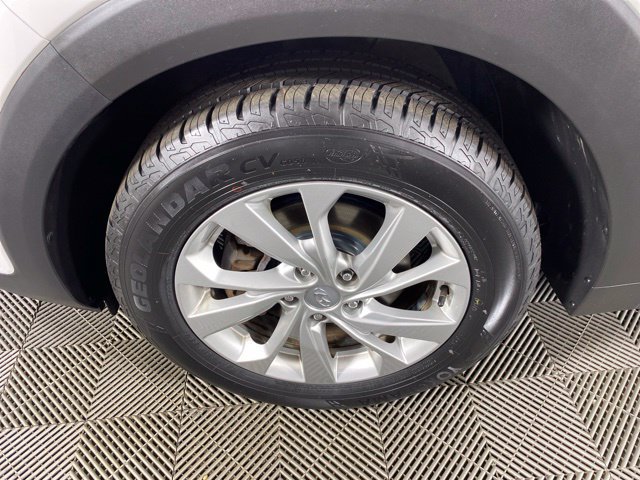 Used 2019 Hyundai Tucson Value AWD/4WD image 13