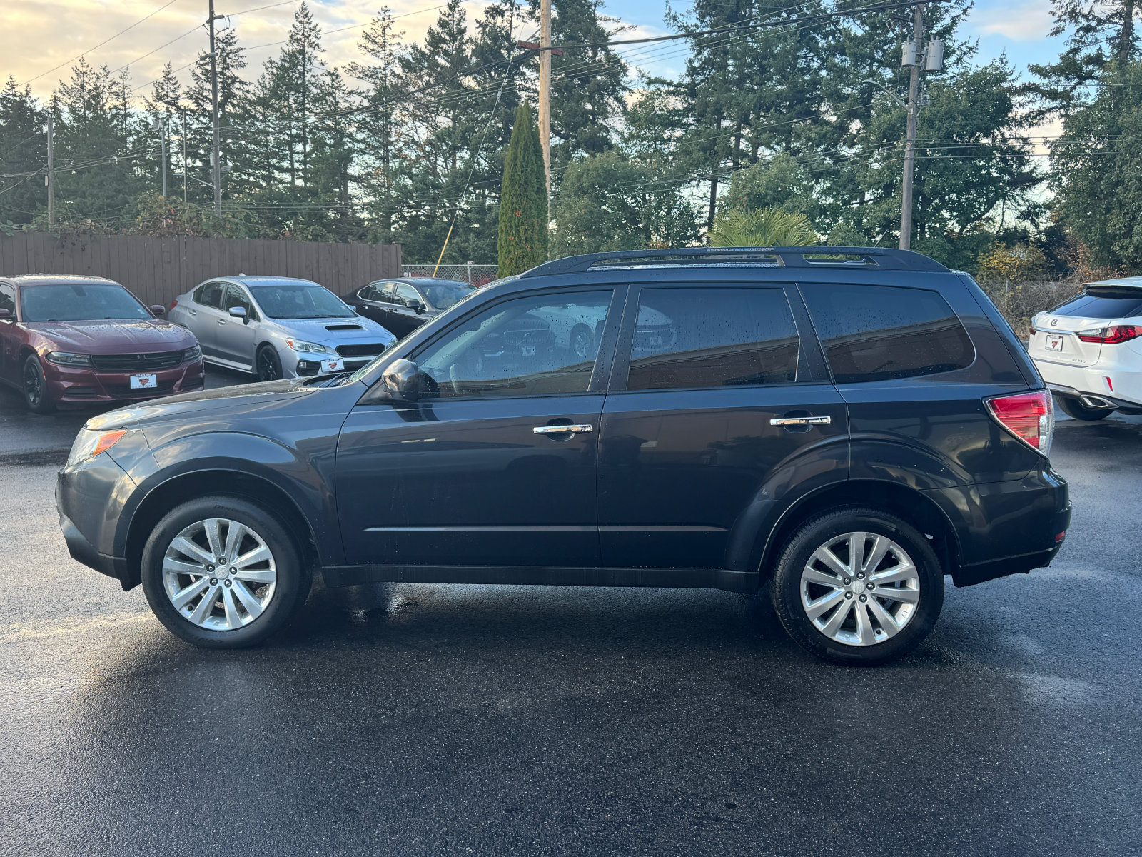 Used 2011 Subaru Forester 2.5X Limited AWD/4WD image 4