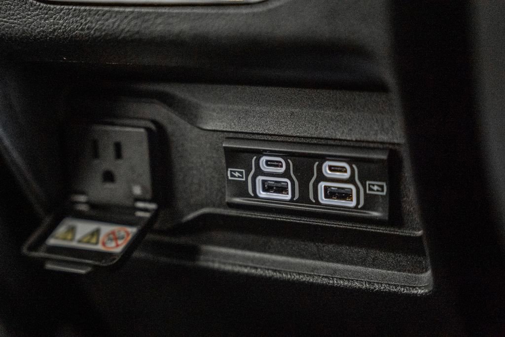 Used 2024 Jeep Grand Cherokee L Limited image 41