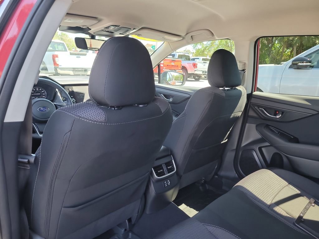 Used 2025 Subaru Outback Premium image 10
