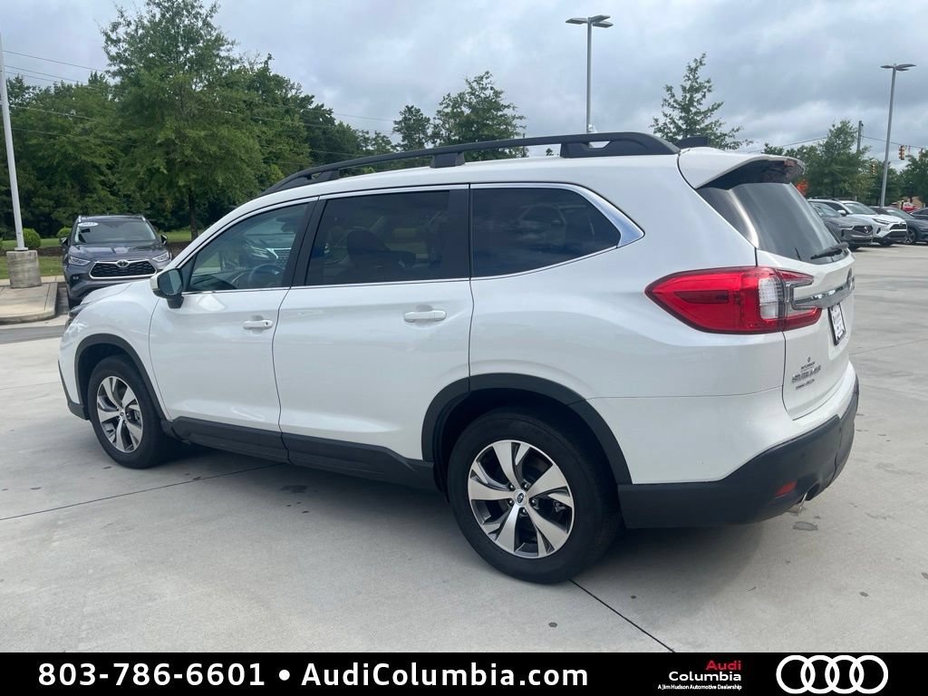 Used 2025 Subaru Ascent Premium AWD/4WD image 2
