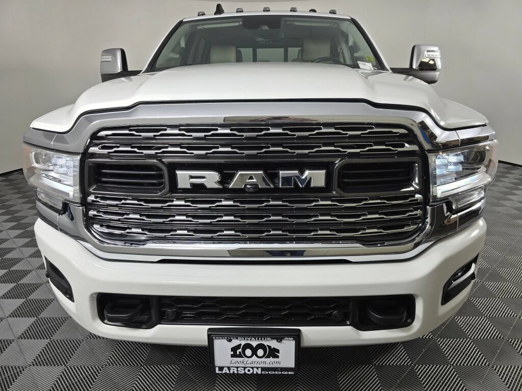 Used 2023 RAM 3500 Limited AWD/4WD image 8