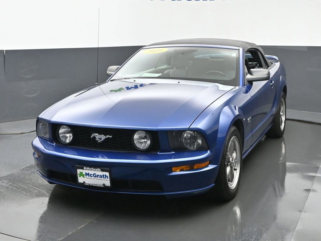 Used 2006 Ford Mustang GT RWD image 16