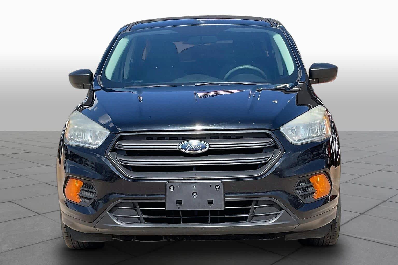 Used 2017 Ford Escape S FWD image 4