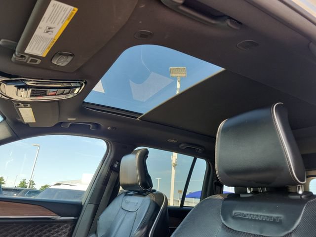 Used 2022 Jeep Grand Cherokee Summit AWD/4WD image 20