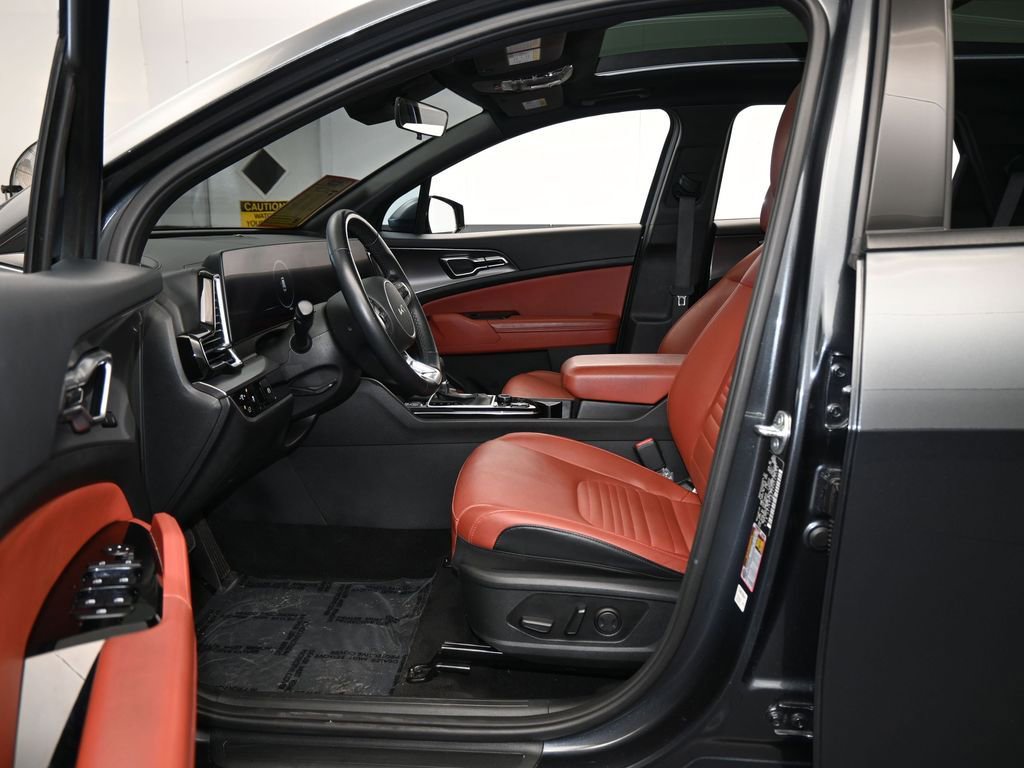 Used 2024 Kia Sportage SX image 12