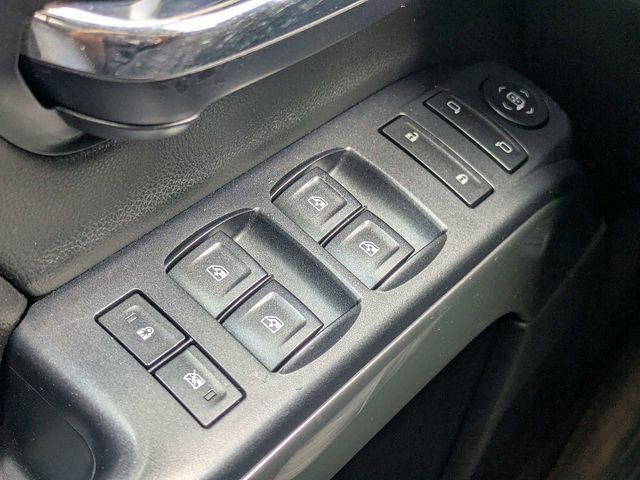 Used 2015 Chevrolet Silverado 1500 LT w/ Rally 2 Edition image 24