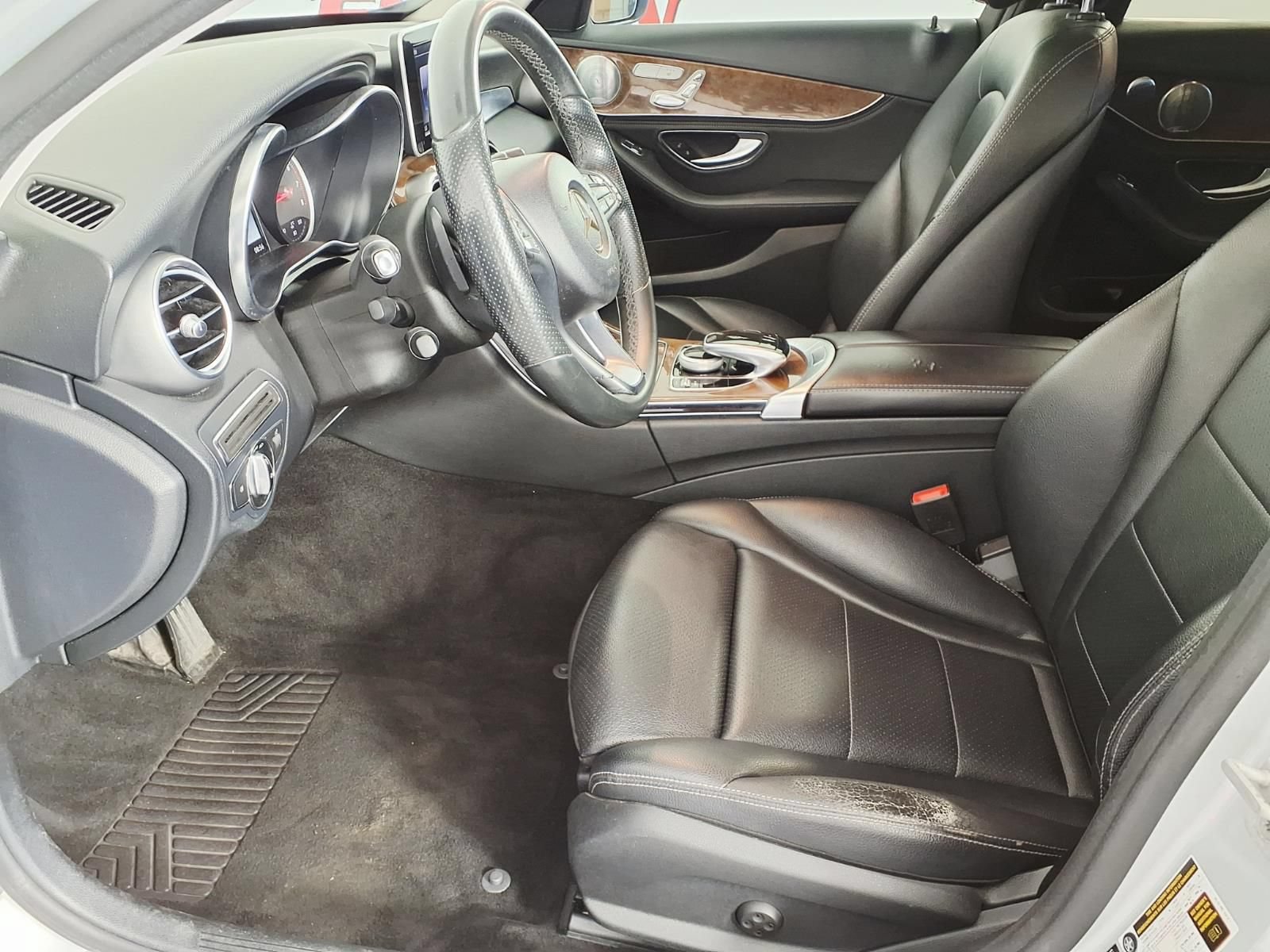 Used 2015 Mercedes-Benz C 300 4MATIC Sedan image 12