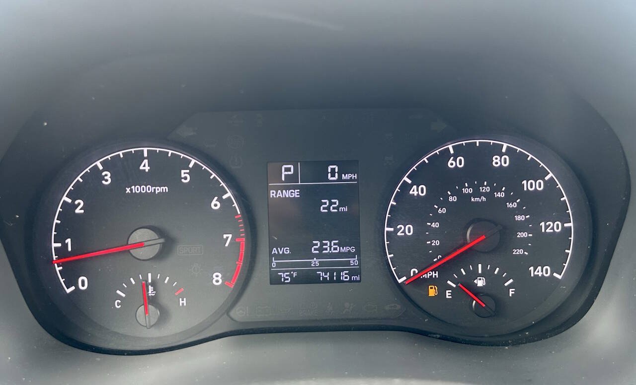 Used 2022 Hyundai Accent SE FWD image 17