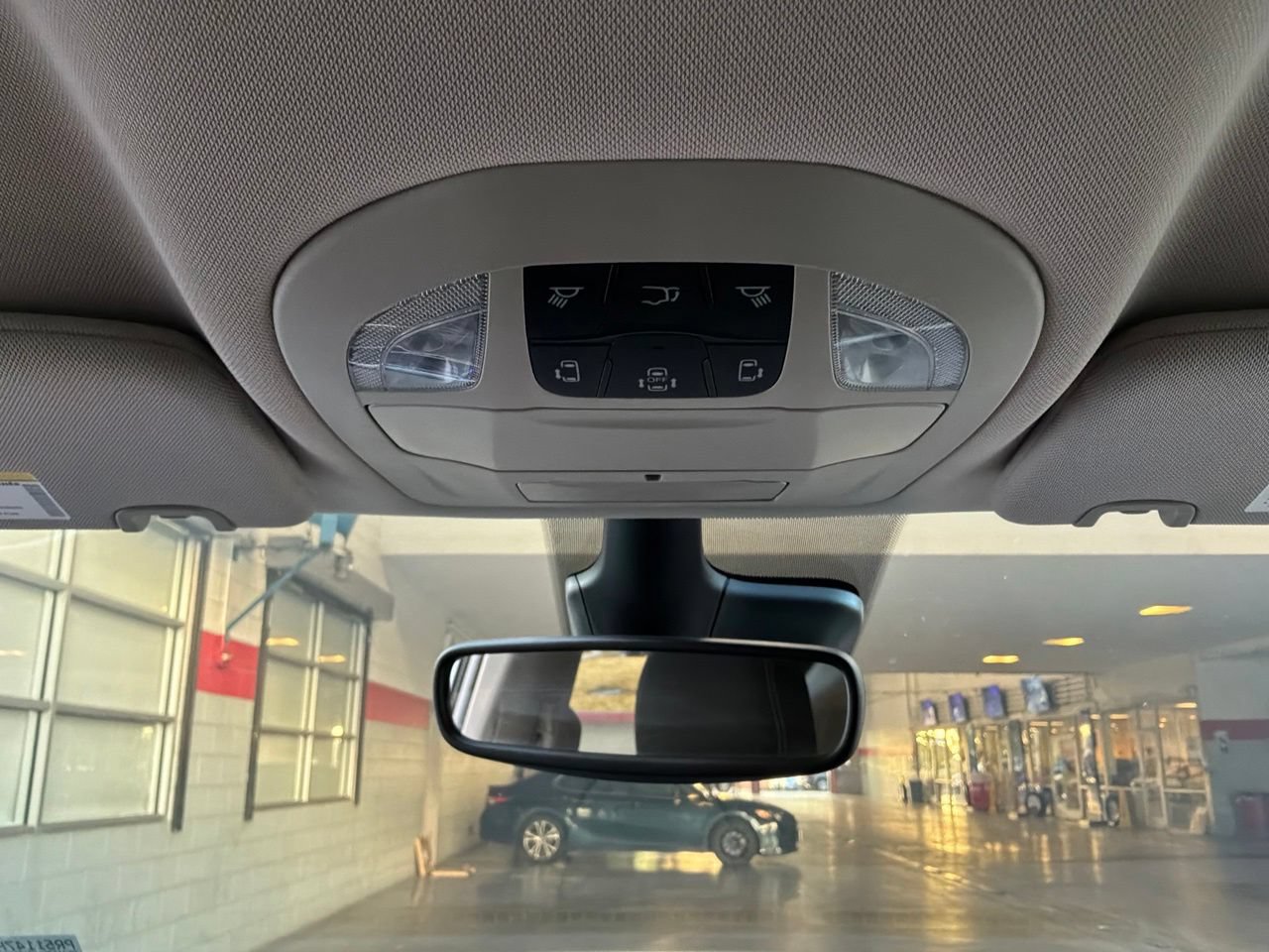 Used 2023 Chrysler Voyager LX FWD image 16