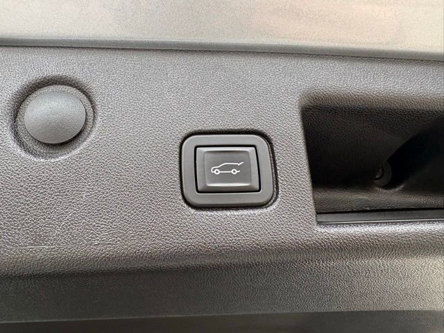 Used 2024 Chevrolet Equinox LT image 33