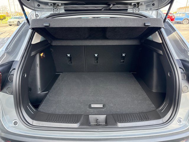 Used 2026 Chevrolet Trax LT w/ Driver Confidence Package image 25