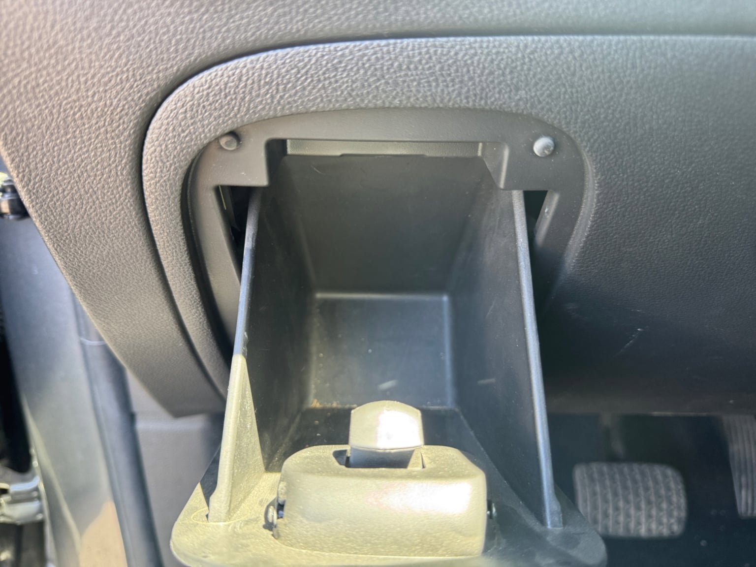 Used 2020 Buick Encore Essence FWD image 22