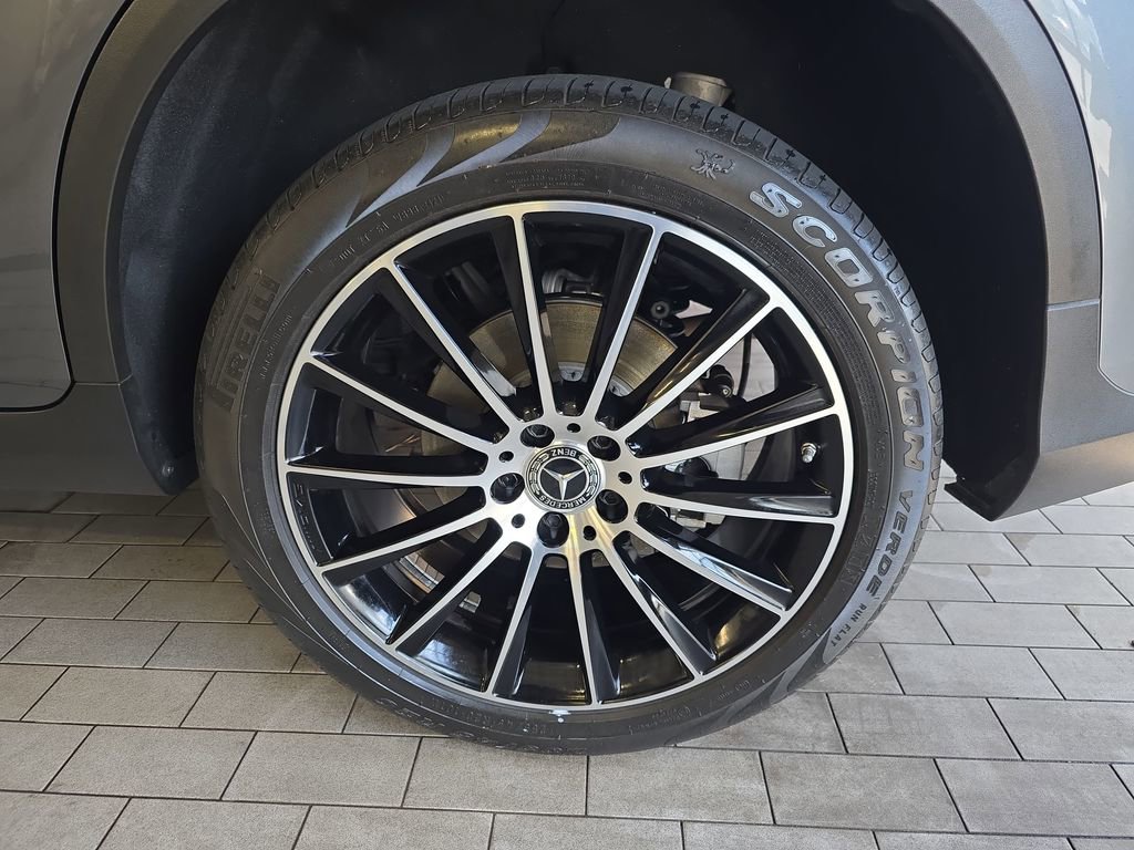 Certified 2022 Mercedes-Benz GLC 300 image 35