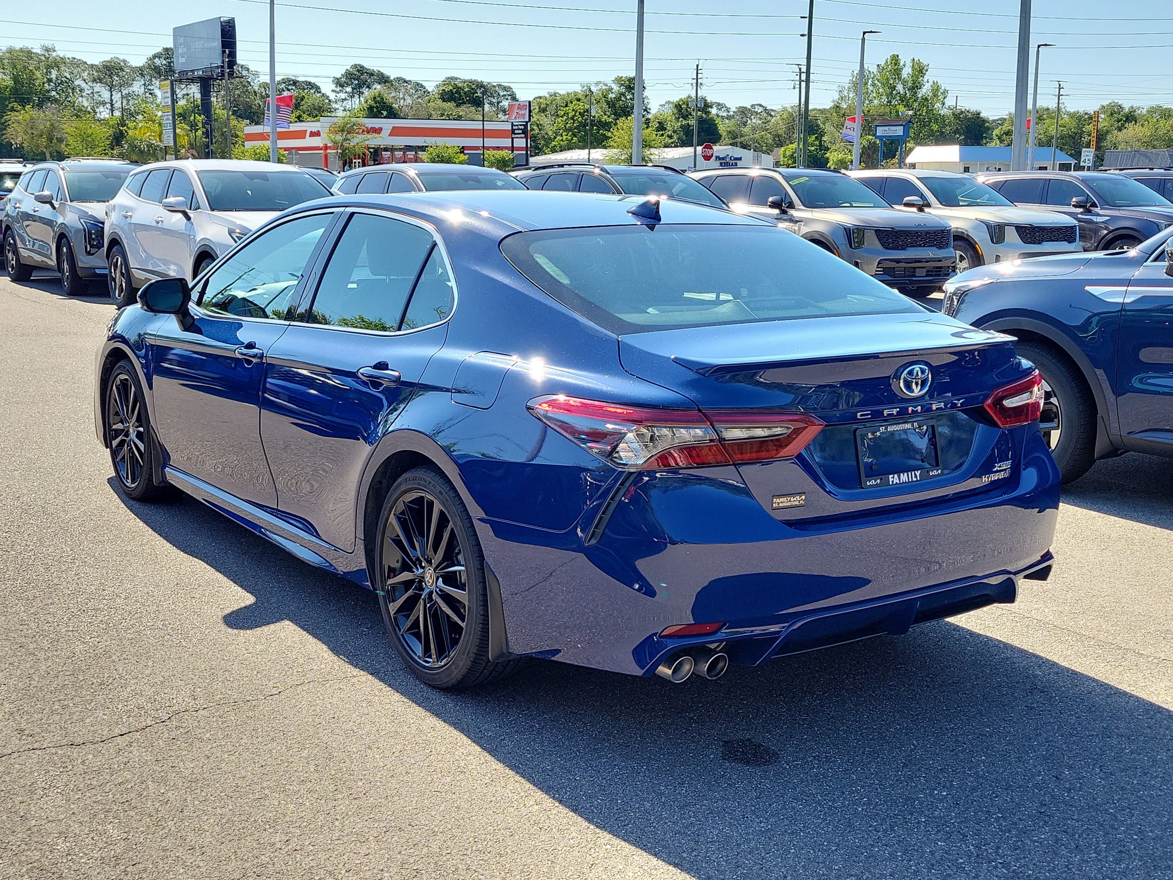Used 2024 Toyota Camry XSE w/ Navigation Package FWD image 4