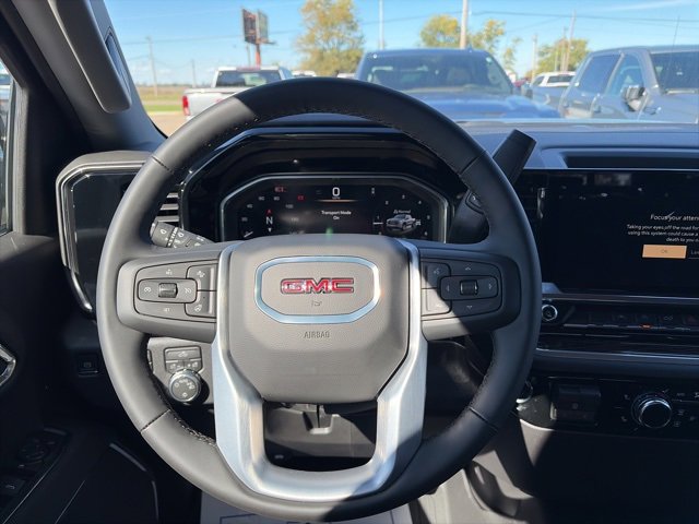 New 2026 GMC Sierra 1500 SLE w/ Preferred Package image 15