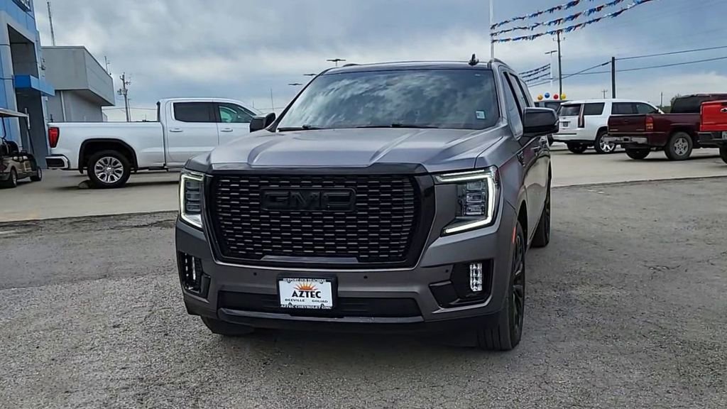 Used 2022 GMC Yukon XL Denali w/ Max Trailering Package image 3