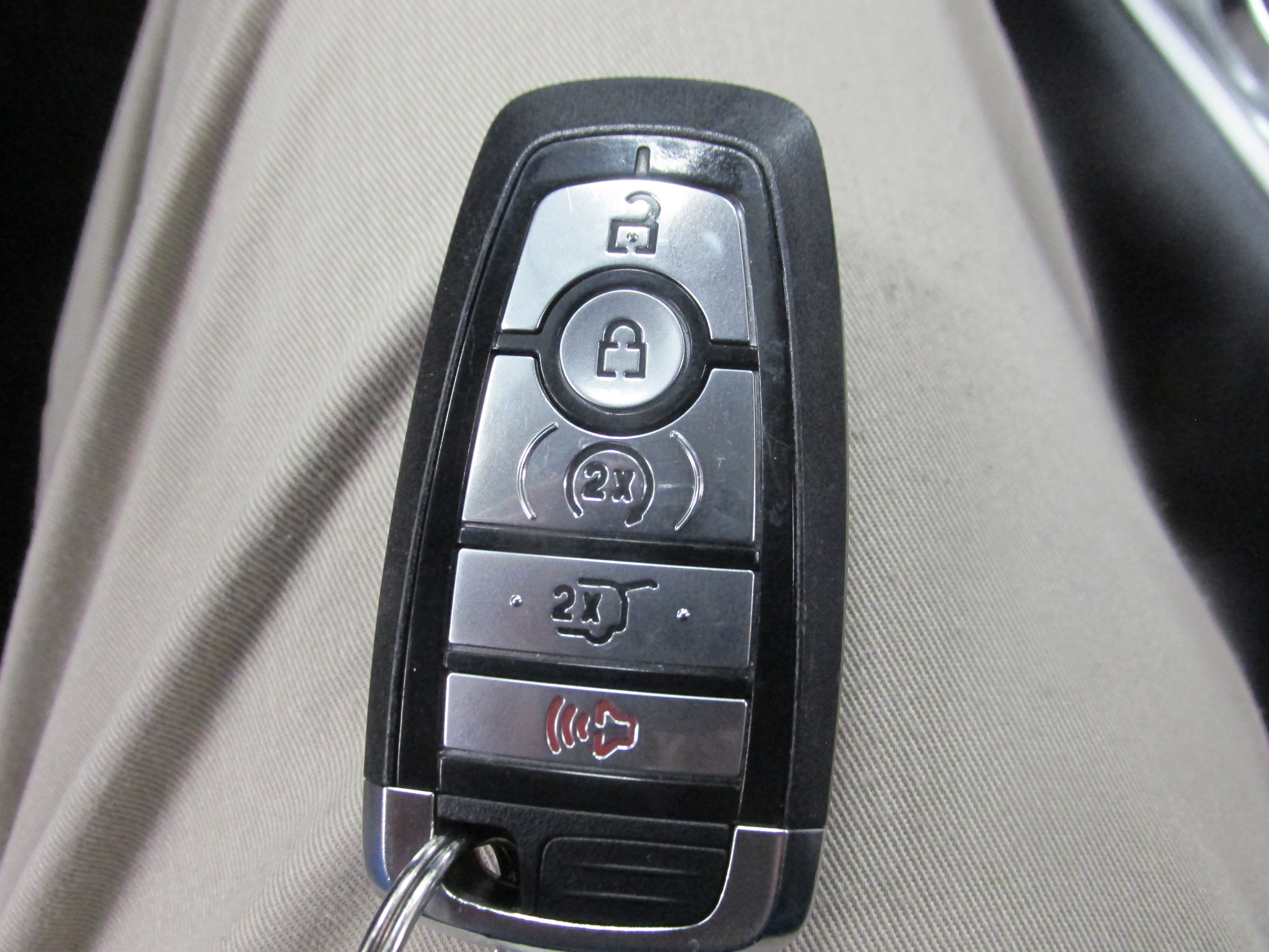 Used 2023 Ford Edge SEL w/ Convenience Package image 40