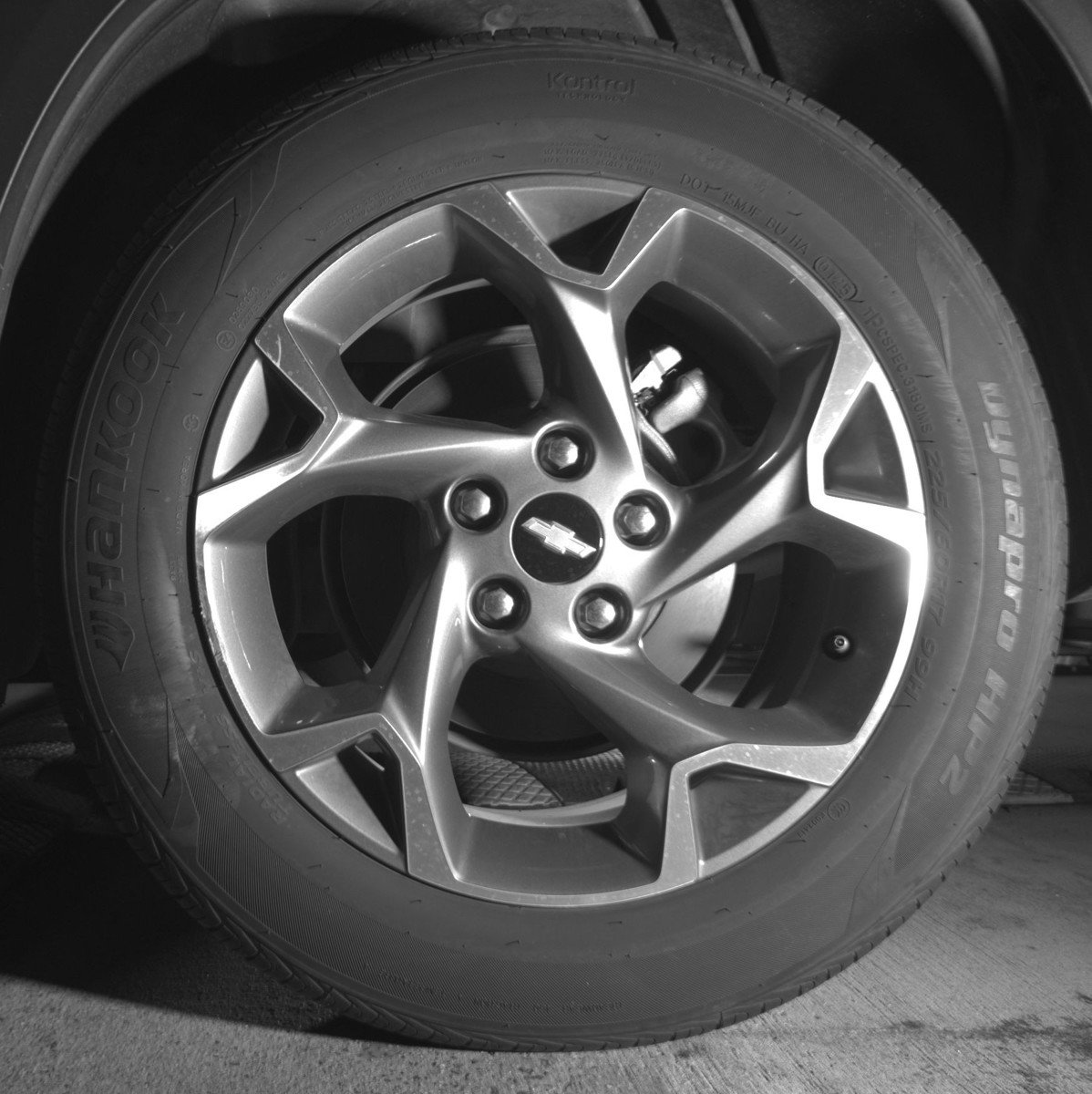 Used 2025 Chevrolet Trax LT FWD image 14