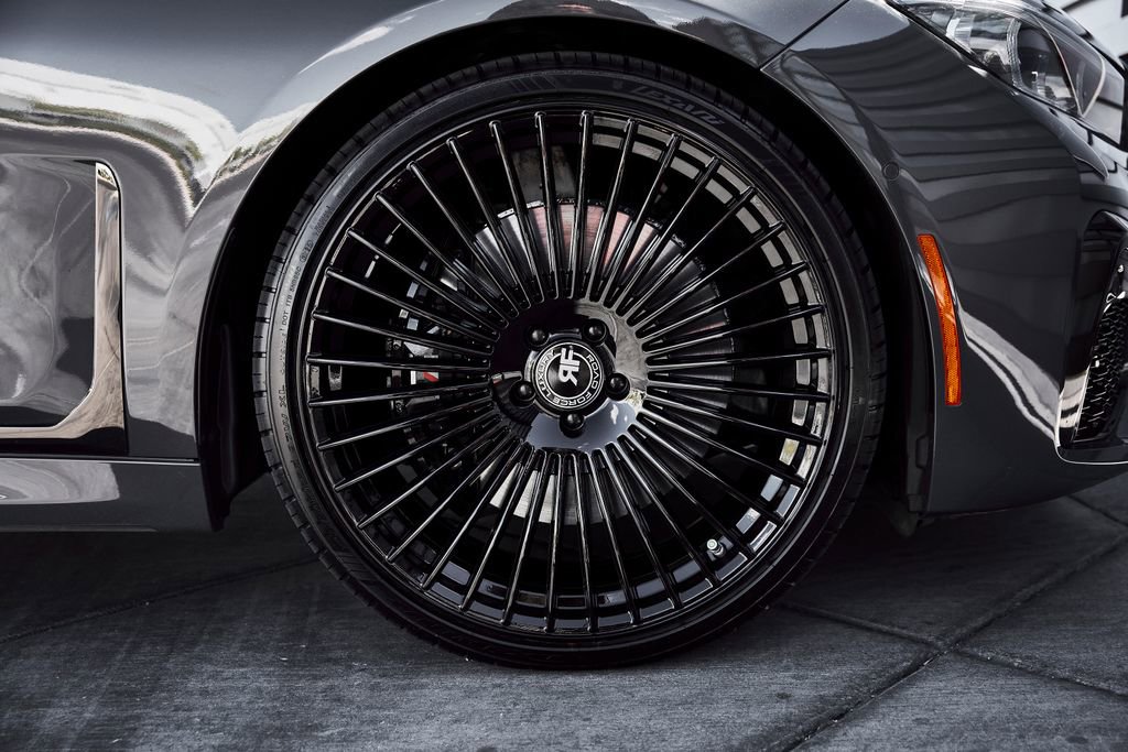 Used 2022 BMW M760i xDrive w/ Luxury Rear Seating Package image 24