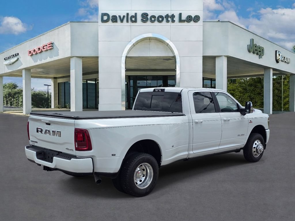 Used 2025 RAM 3500 Laramie AWD/4WD image 6